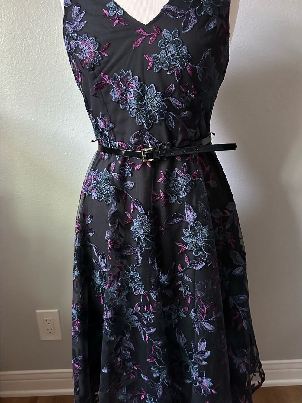 Tommy Hilfiger Black V-Neck Floral Embroidered Dress